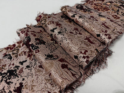 Altın Metalik Çiçek Desenli Barok Jakarlı Kumaş (Toptan Satış)