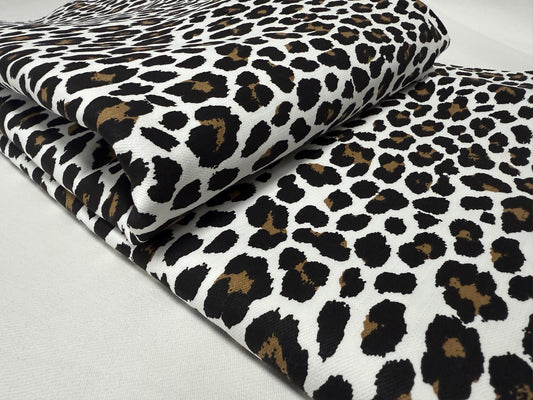 Leopar Desenli Pamuklu Kumaş